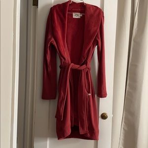 UGG “Blanche” robe